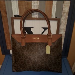 Calvin Klein purse gently used. Smoke free and pet free home